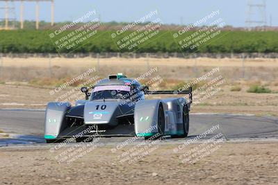 media/Apr-30-2022-CalClub SCCA (Sat) [[98b58ad398]]/Group 6/Race (Outside Grapevine)/